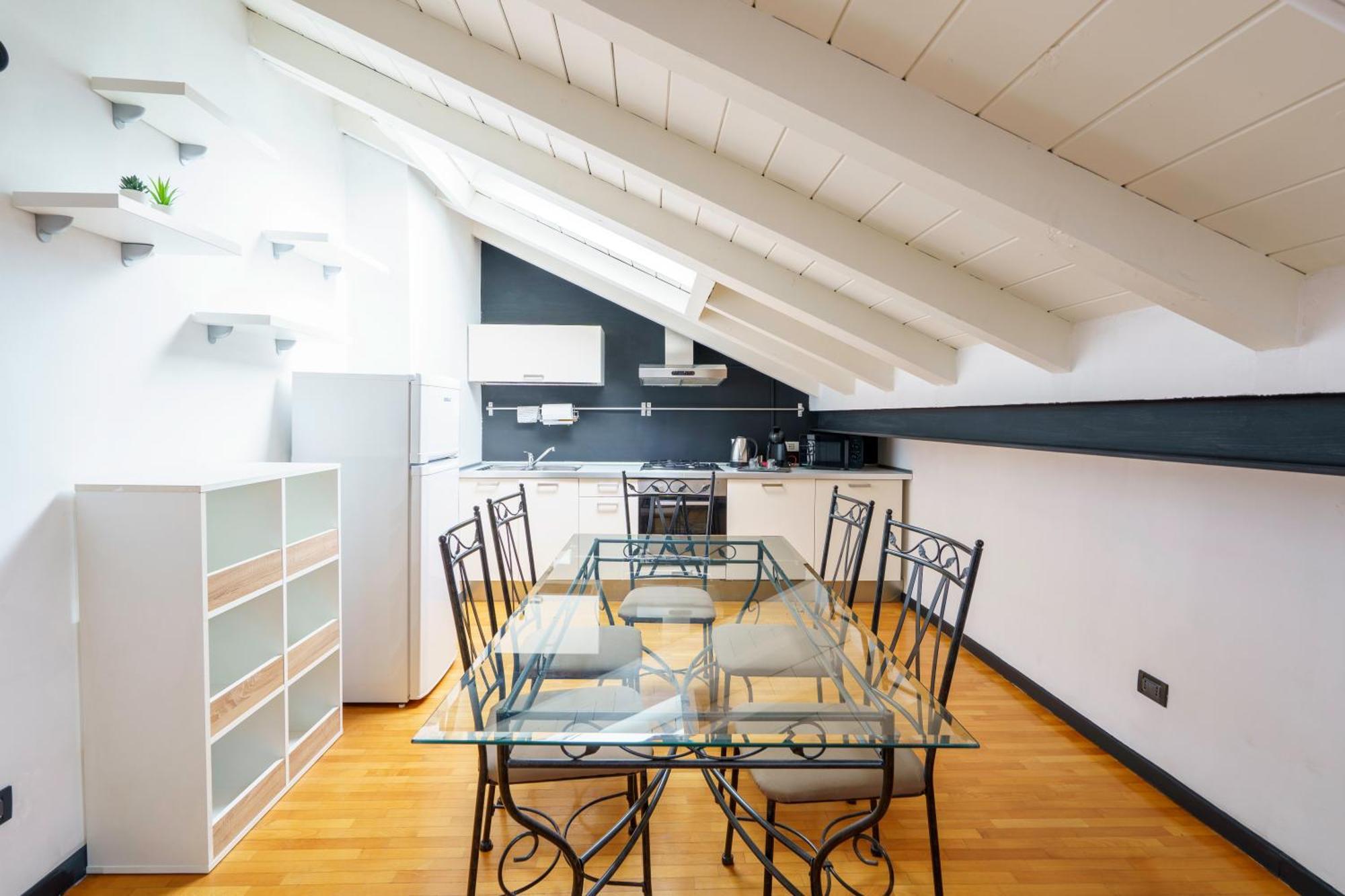 Mansarda A Due Passi Dal Centro Old2 Apartment Бреша Екстериор снимка